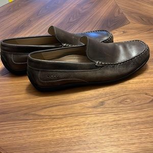 Ecco mens slip on dress shoe size 46 (12 US). Brown leather.
